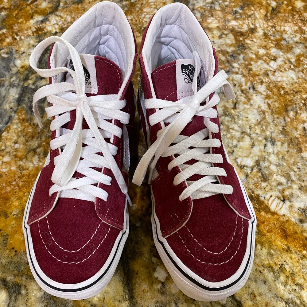 SOLD*** Old skool hightop maroon Vans 5.5w